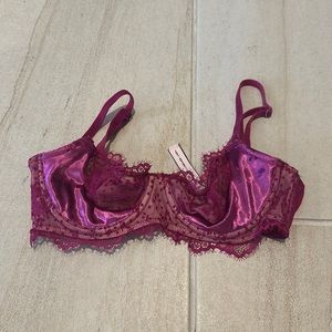 Victoria’s Secret Demi lace bra